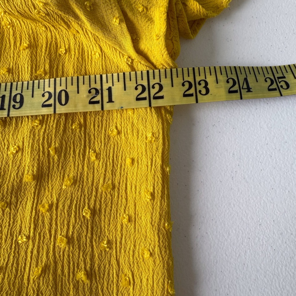 Rose + Olive 1X Yellow Short Sleeve Button Up V Neck Blouse Office Casual Career - Picture 10 of 11